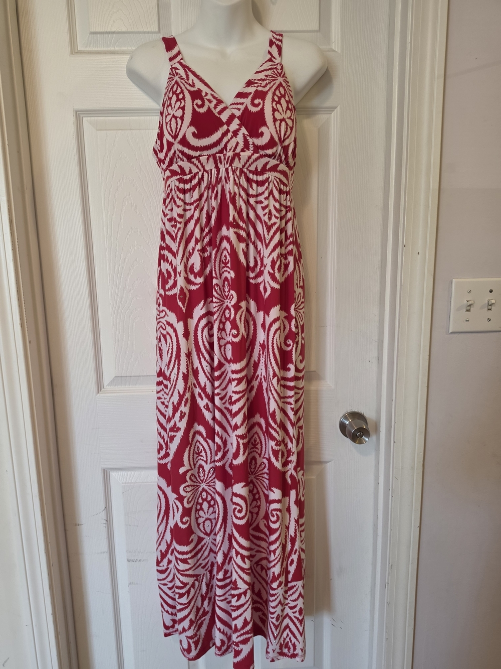 INC International Concepts Red and White Sleeveless Maxi Dress Size PM